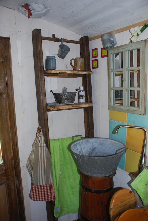 Maison D'Hotes Ainsi Soie T-Il Combovin Eksteriør billede